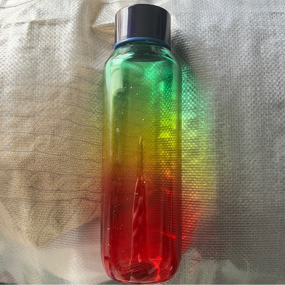 Starbucks Rainbow Ombre Glass Water Bottle NEW without Tags Summer of 2022 - Picture 7 of 10